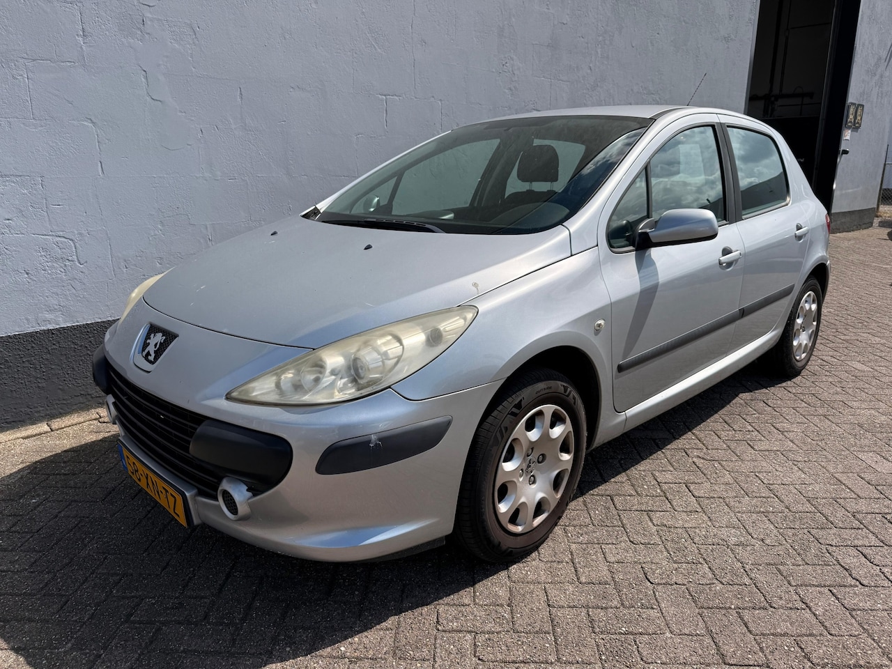 Peugeot 307 - 1.6-16V D.Sign - Airco - Cruise Control - AutoWereld.nl