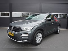 Volkswagen T-Roc - 1.5 TSI Style Aut/Camera/Navi/Cruise/Airco/Carplay