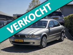 Jaguar X-type - 2.0 V6 Business Edition Plus Climate/Cruise/Parrot