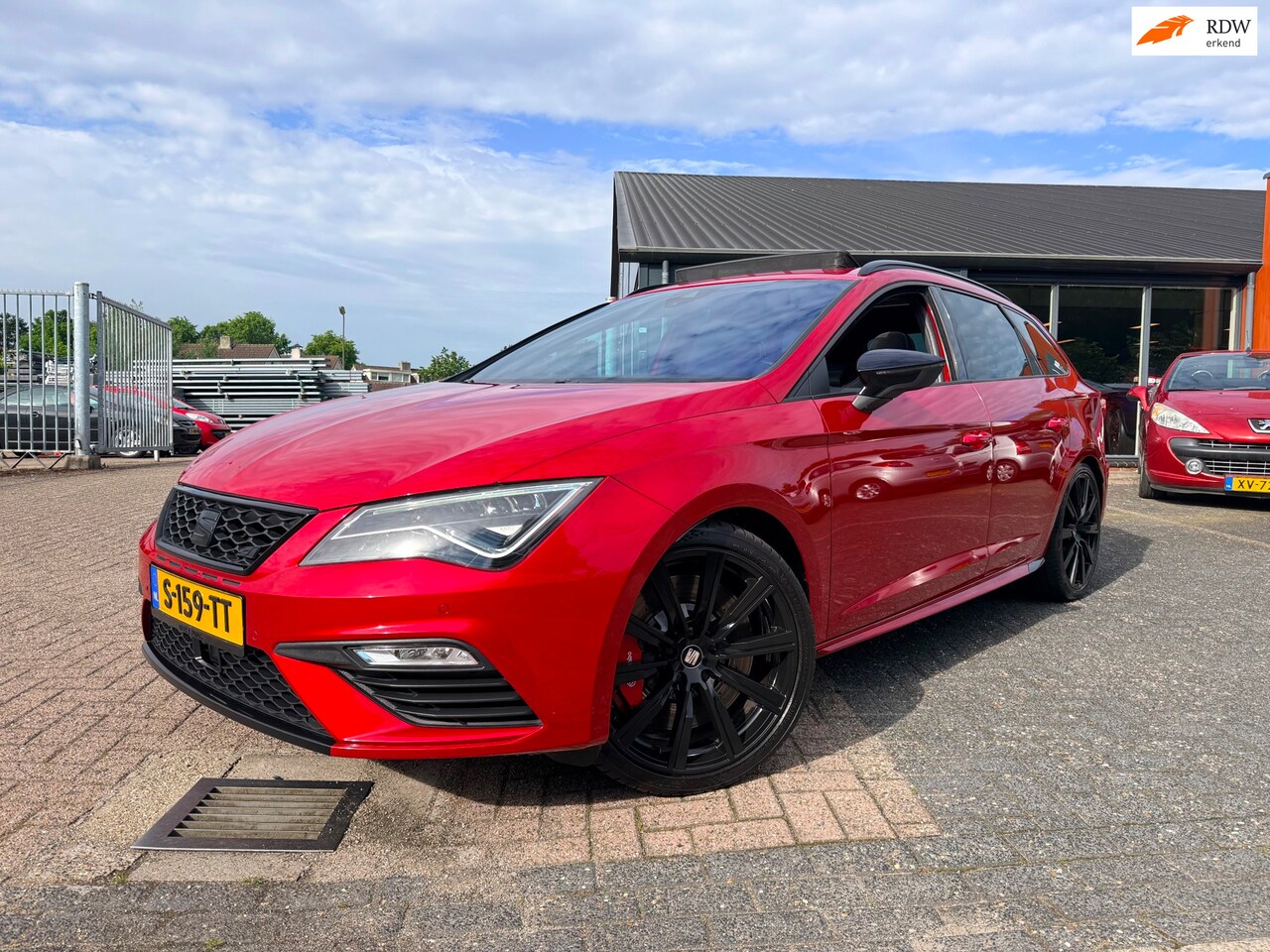 SEAT Leon ST - 2.0 TSI CUPRA 300/Schaalstoelen/Pano/4 Drive/Performance Pack!!! - AutoWereld.nl