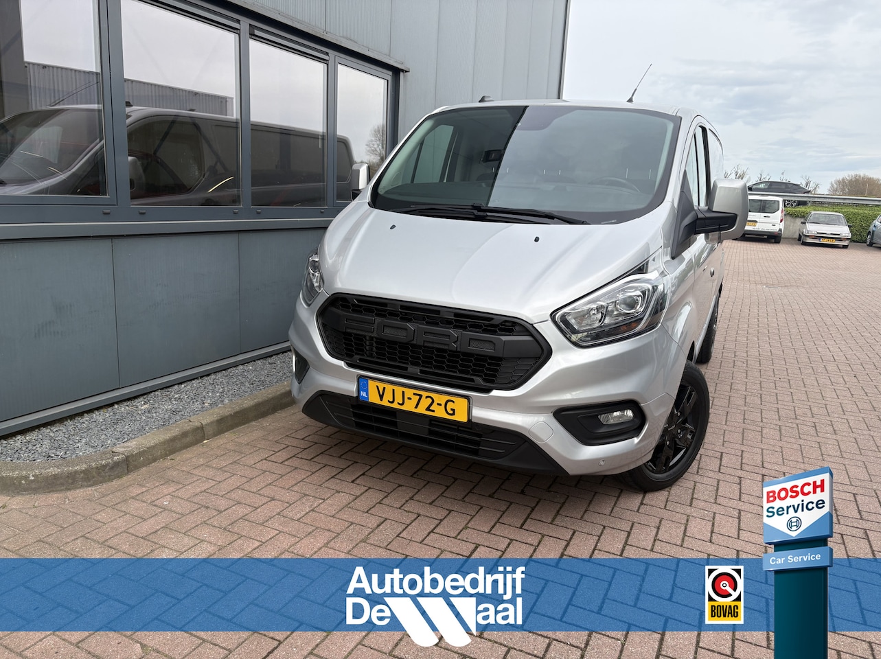 Ford Transit Custom - 2.0 TDCi EURO6 130pk Automaat Raptor LED/2XSCHUIFDEUR/AIRCO/CRUISE/PDC/SORTIMO/17INCH - AutoWereld.nl