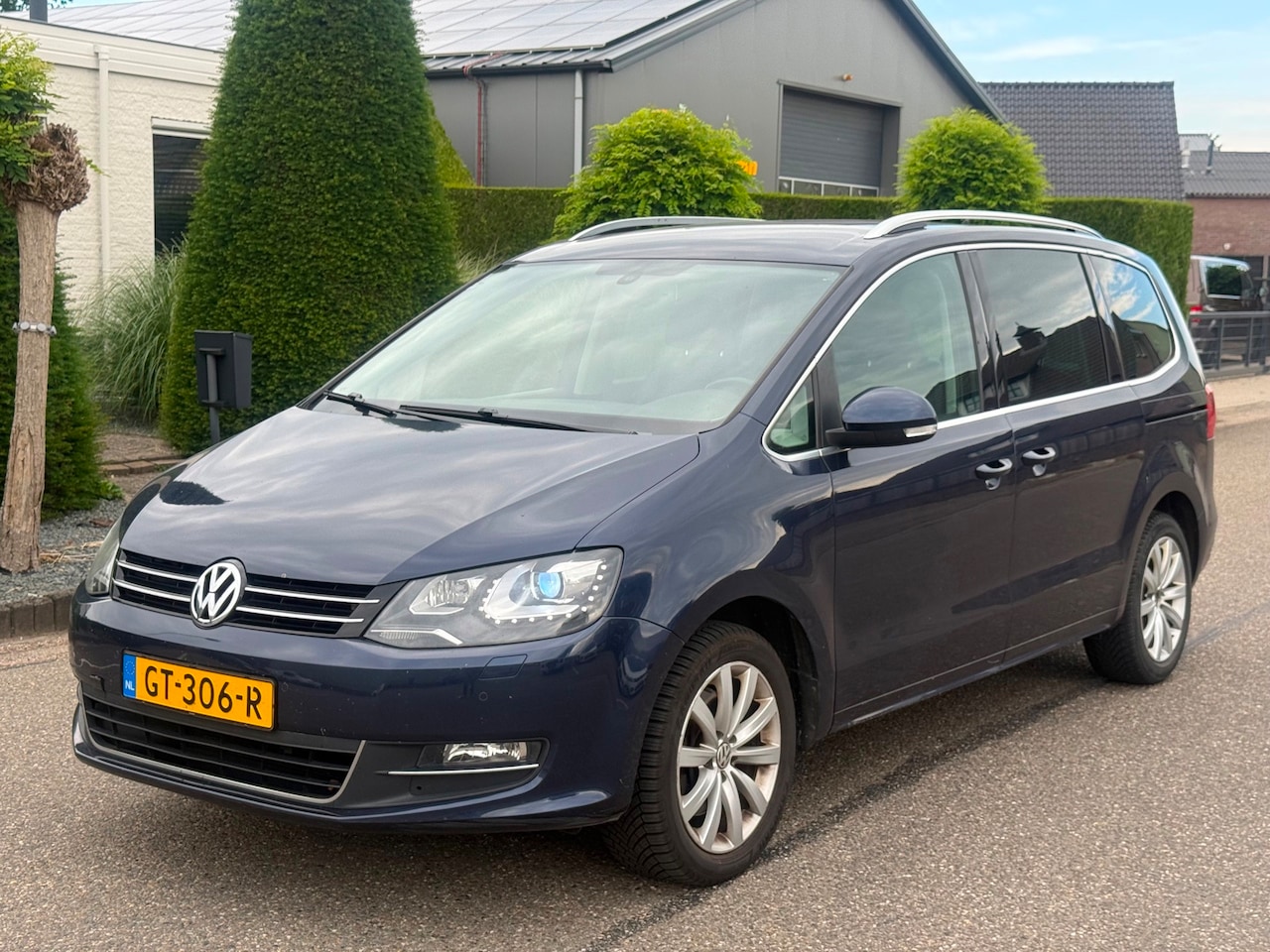 Volkswagen Sharan - 2.0 TDI Highline 2011 Navi/Clima/Lmv - AutoWereld.nl
