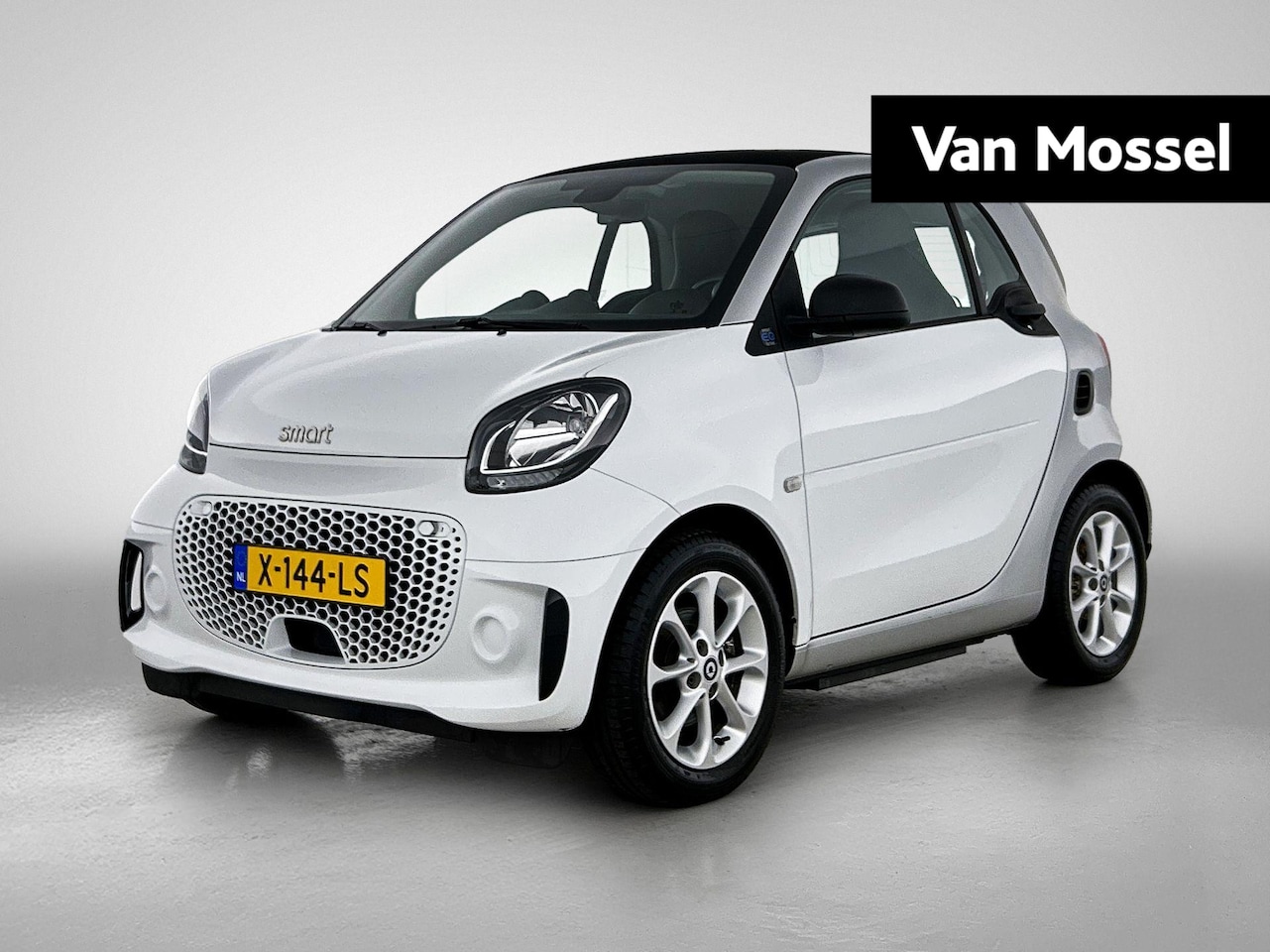 Smart Fortwo - EQ Comfort 18 kWh | Apple Carplay/Android Auto | Climate control | Parkeersensoren - AutoWereld.nl