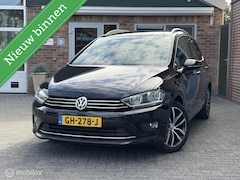 Volkswagen Golf Sportsvan - 1.4 TSI Highline|Wegklapbare trekhaak|Parkeersensoren V/A|Camera