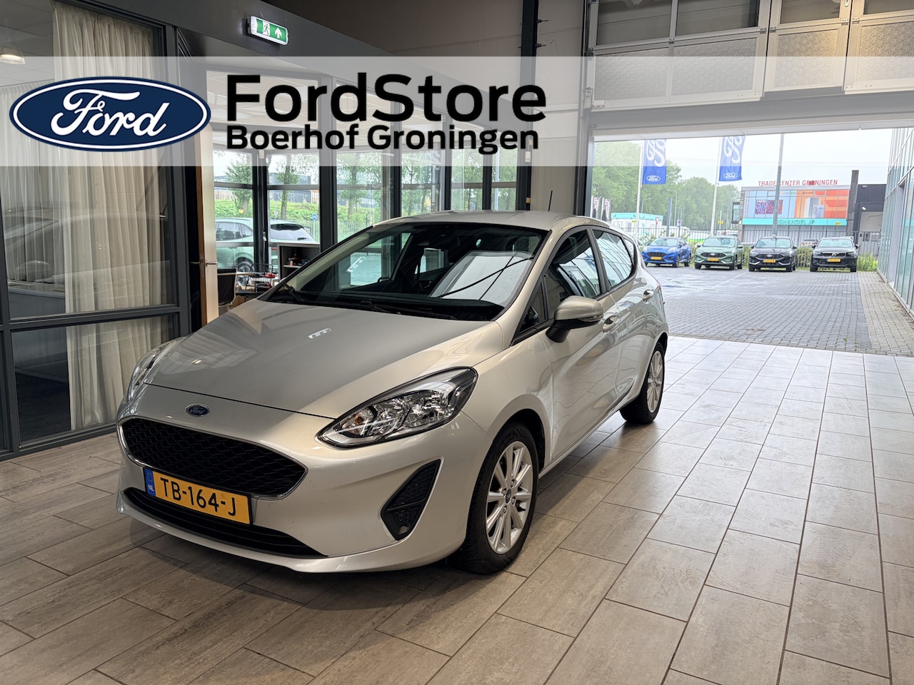 Ford Fiesta - 1.1 Trend | Airco | Cruise Control | Bluetooth | All Season Banden | Radio | Dealer onderh - AutoWereld.nl