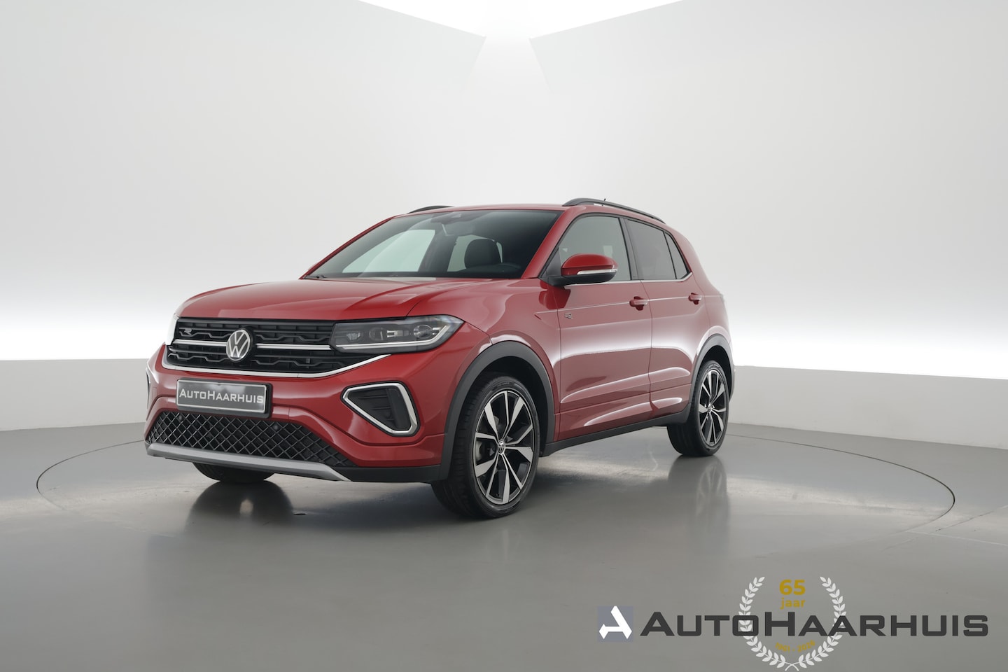 Volkswagen T-Cross - 1.0 TSI R-Line DSG | IQ. Light | Apple CarPlay | Camera + PDC | Adapt. Cruise | 18'' | Dig - AutoWereld.nl