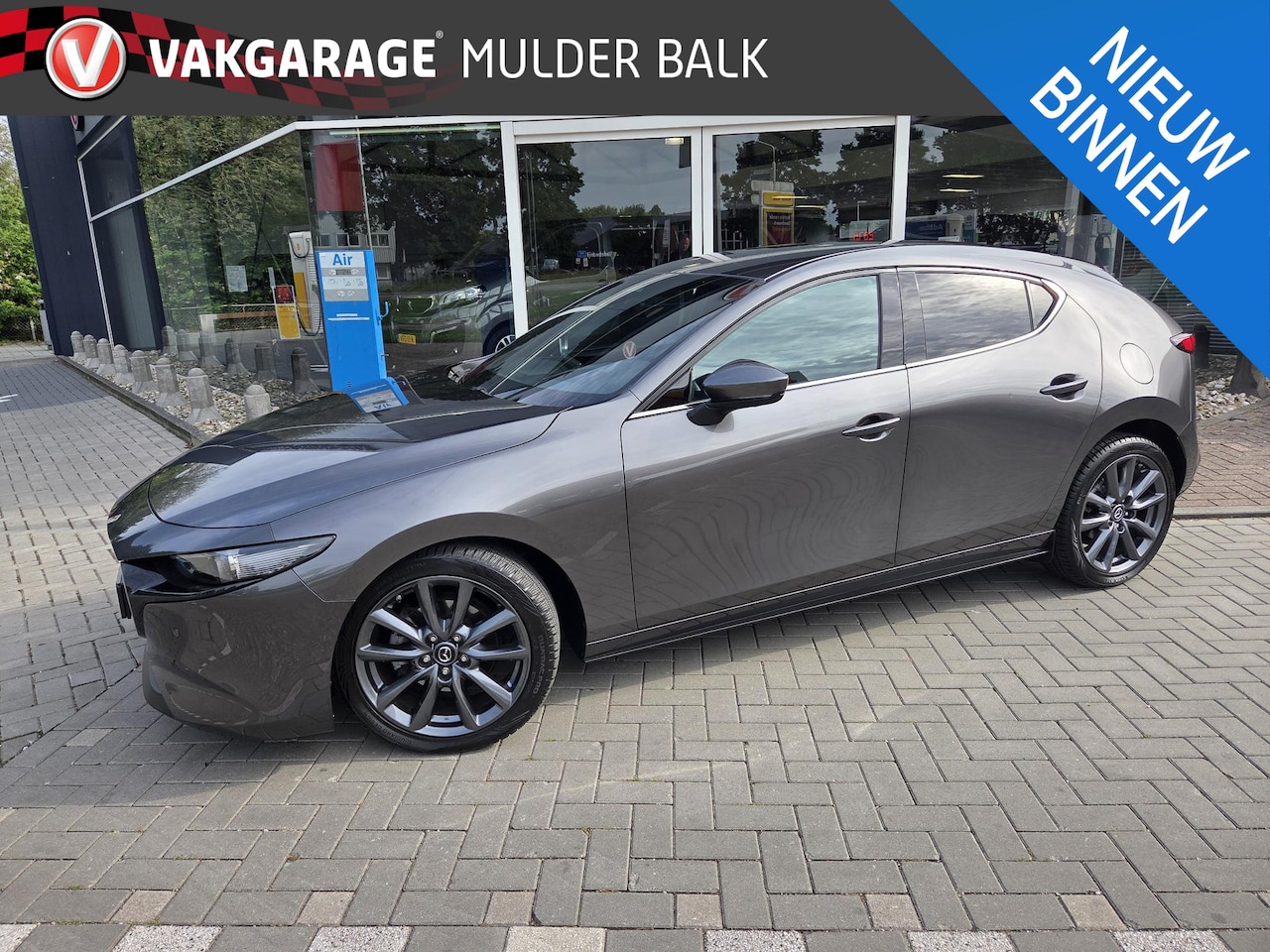 Mazda 3 - 2.5 e-SkyActiv-G M Hybrid 140 Takumi 2.5 e-SkyActiv-G M Hybrid 140 Takumi - AutoWereld.nl