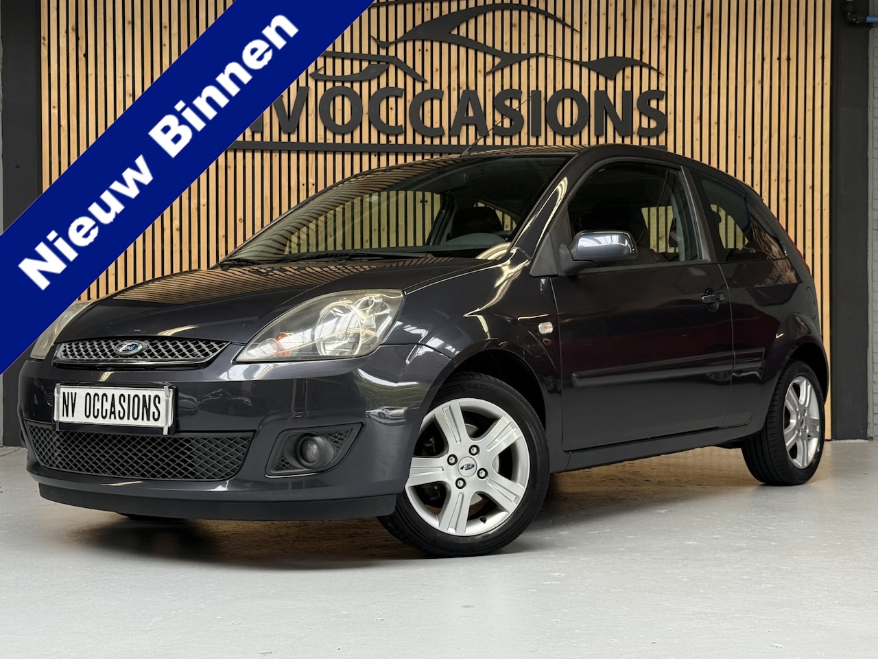 Ford Fiesta - 1.3-8V Futura NWE APK 15-07-2027/PARKEERSENSOR/ECC/AIRCO/NAP/15"LV!! - AutoWereld.nl