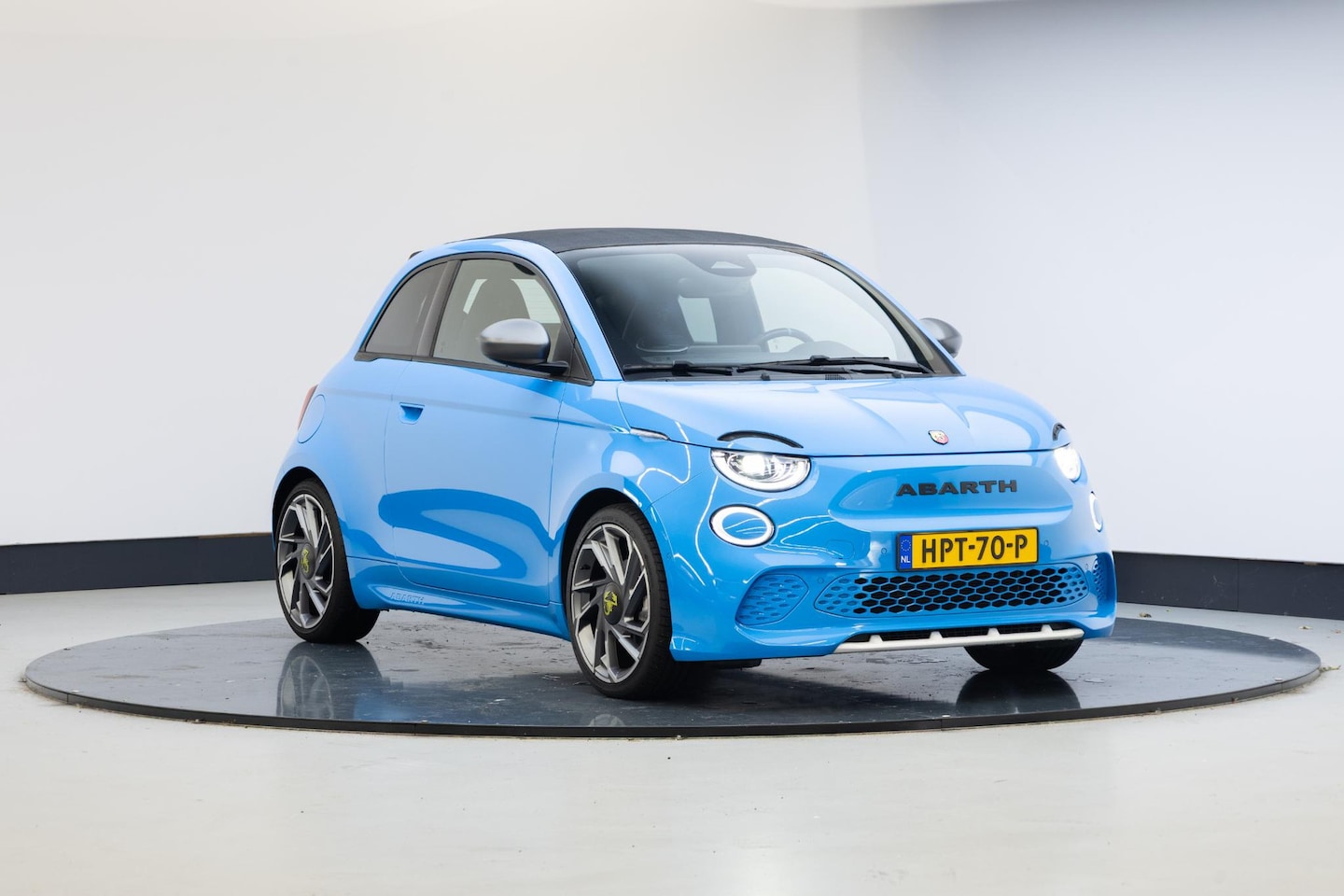 Fiat 500 Abarth - C Turismo 42 kWh - AutoWereld.nl
