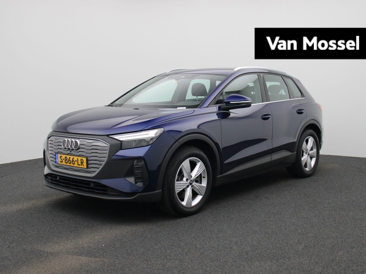 Audi Q4 e-tron - 40 Edition 77 kWh 204 PK l Apple Carplay | Android Auto l Climate Control l Voorverwarming - AutoWereld.nl