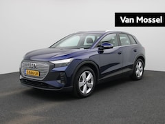 Audi Q4 e-tron - 40 Edition 77 kWh 204 PK l Apple Carplay | Android Auto l Climate Control l Voorverwarming