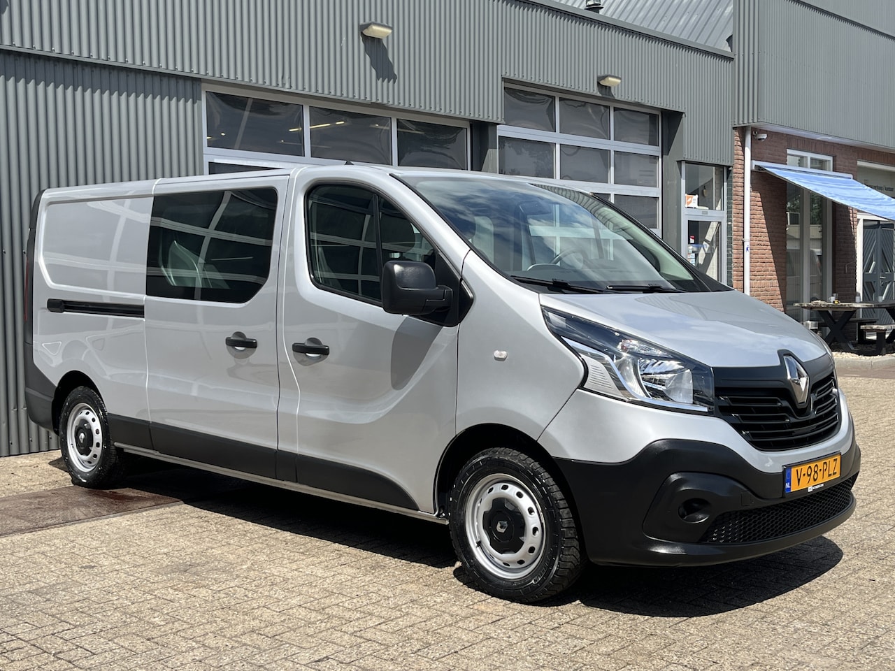 Renault Trafic - 1.6 dCi L2H1 DC Marge Btw /Bpm vrij Airco Cruise controle Navigatie Dubbele cabine 1e eige - AutoWereld.nl