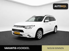 Mitsubishi Outlander - 2.0 PHEV Instyle+|LEDER|PANO|TREKHAAK|CAMERA|NL AUTO|2EIG
