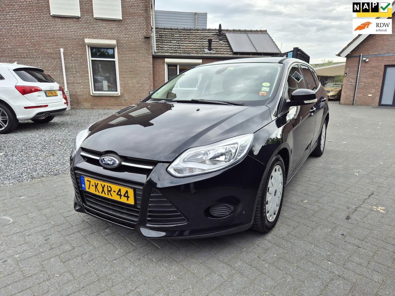 Ford Focus Wagon - 1.6 TDCI ECOnetic Lease Trend Airco Navi Cruise - AutoWereld.nl
