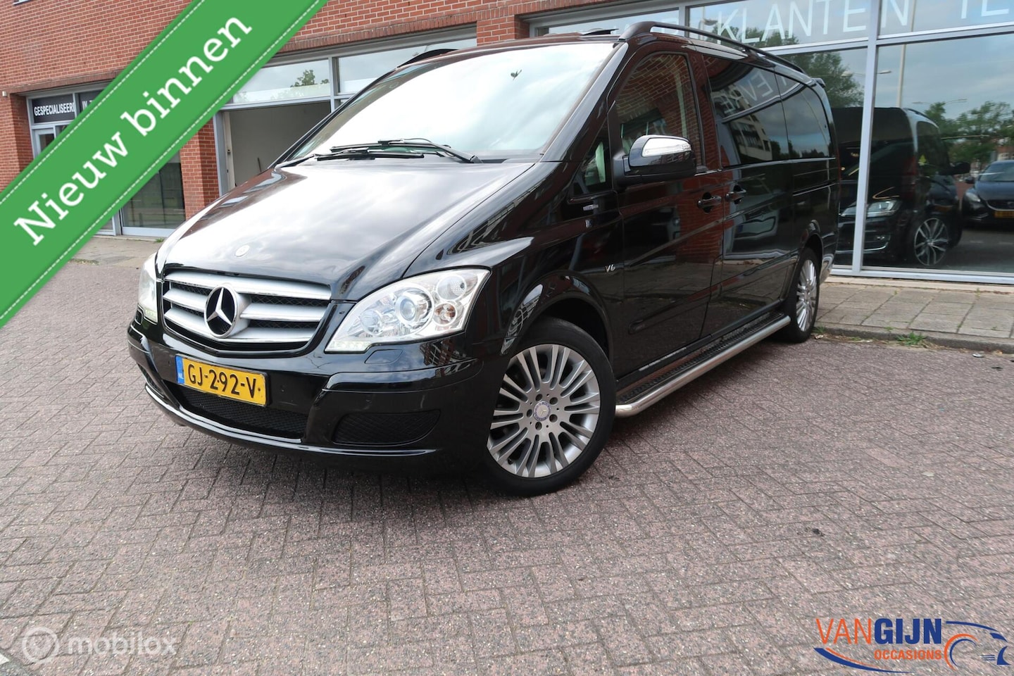 Mercedes-Benz Viano - 3.0 CDI Ambiente Edition Lang 7p Pano leder - AutoWereld.nl