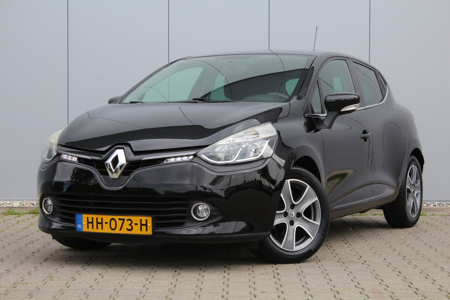 Renault Clio - 0.9 TCe ECO Night&Day | Navigatie | Airco | Cruise control | NAP | PDC | APK | - AutoWereld.nl