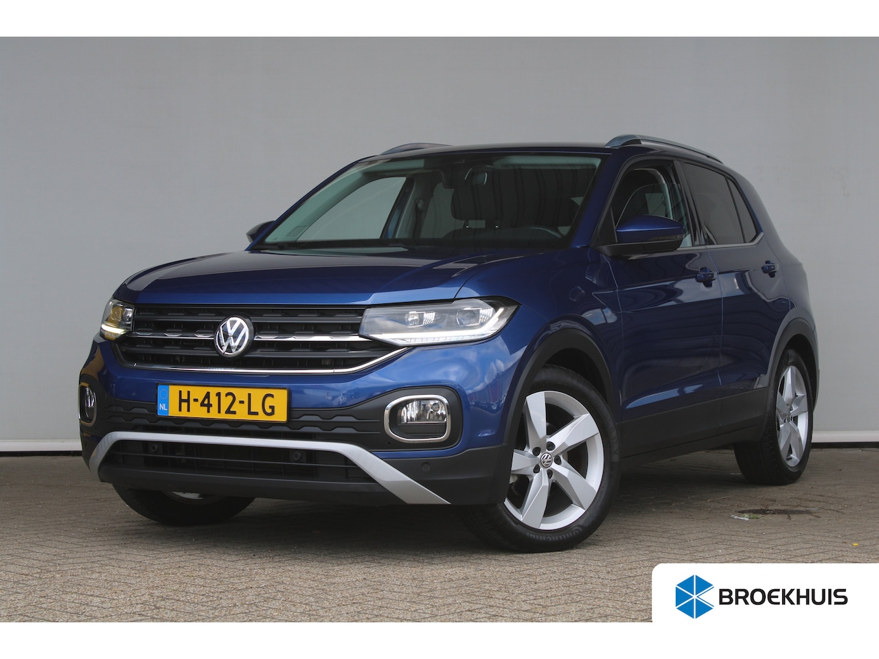Volkswagen T-Cross - 1.0 TSI Style | Trekhaak | Full LED | Dode hoek detectie | Parkeersensoren | Adaptieve cru - AutoWereld.nl