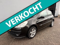 Renault Clio - 1.4-16V Business Line - Elek. Panorama Dak