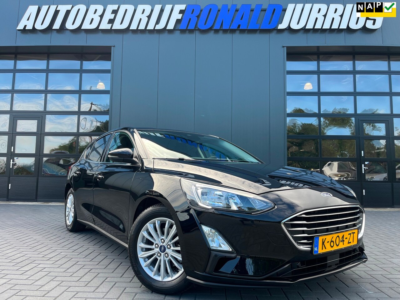Ford Focus - 1.0 EcoBoost Hybrid Titanium X Business NL.Auto/Virtual Cockpit/Winterpack/Camera/Cruise-C - AutoWereld.nl
