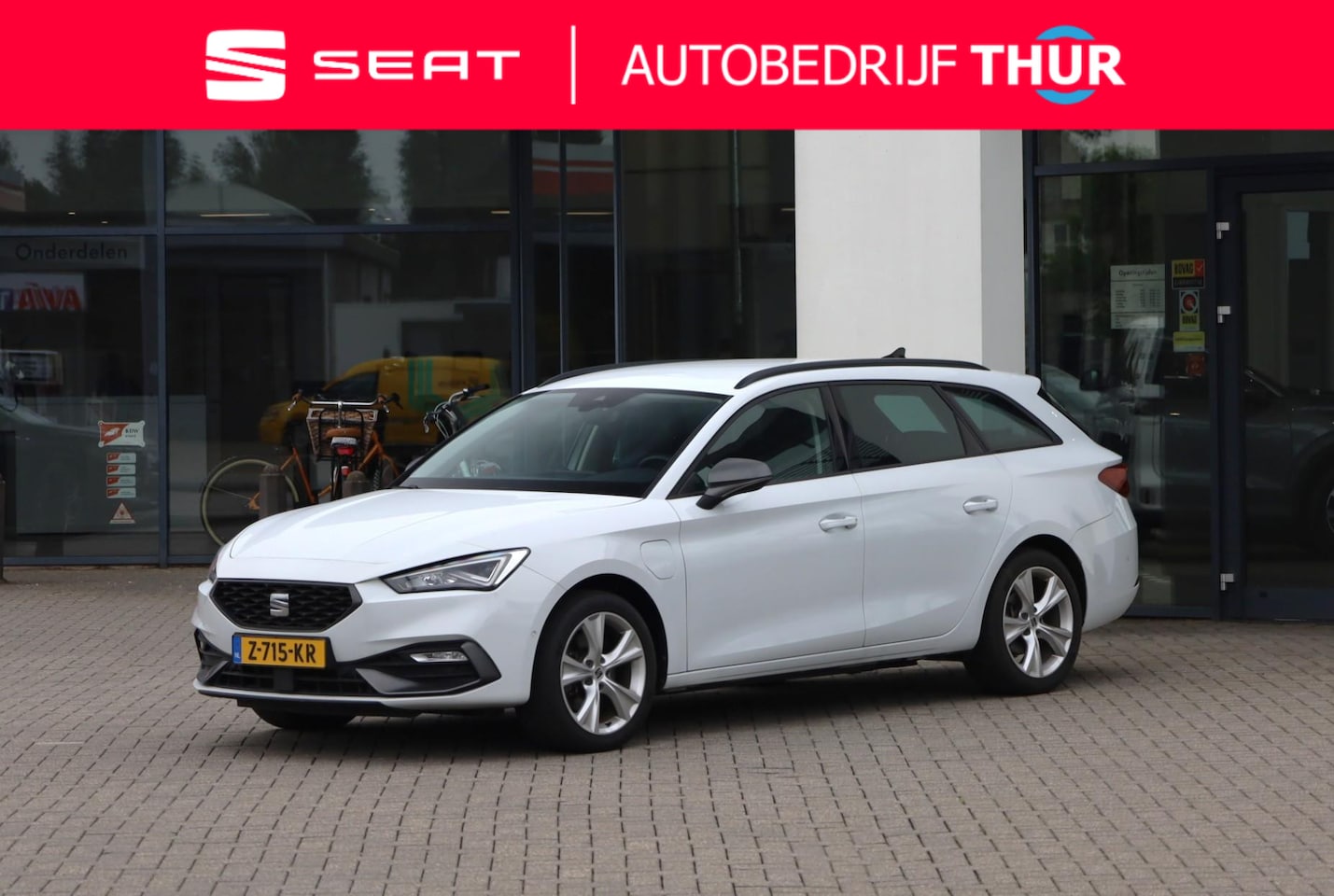 SEAT Leon Sportstourer - 1.4 TSI eHybrid PHEV FR PL €620 p/m* 204PK / 150kW, Achteruitrijcamera (rear view), adapti - AutoWereld.nl