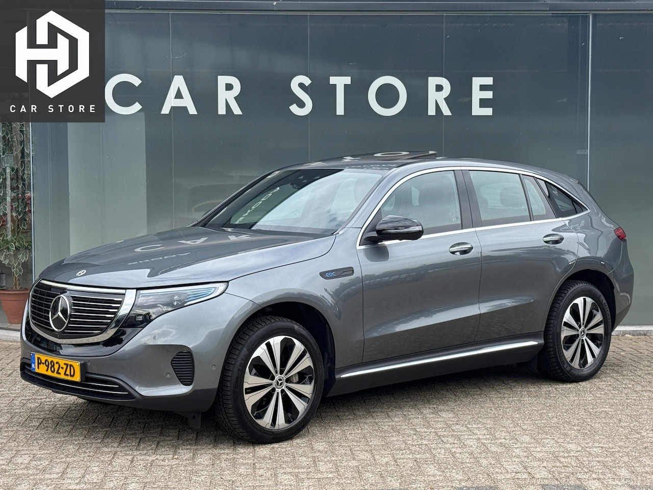Mercedes-Benz EQC - 400 4MATIC Luxury 80 kWh 98% SOH PANO|ADAP CRUISE|MEMORY - AutoWereld.nl
