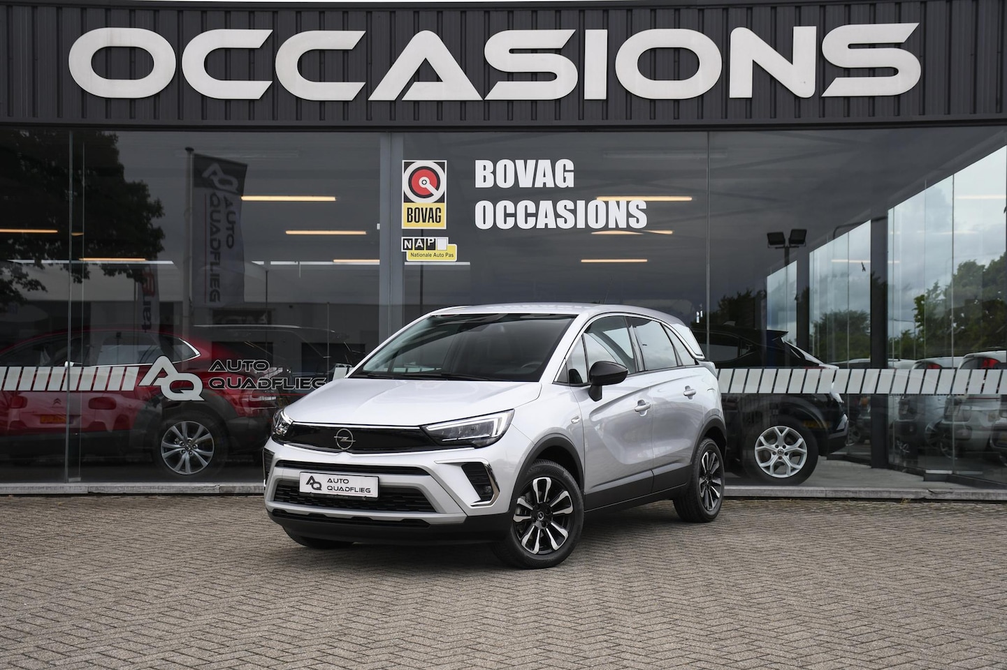 Opel Crossland - 1.2 Turbo Elegance APPELE CARPLAY/ NAVIGATIE/ DAB - AutoWereld.nl