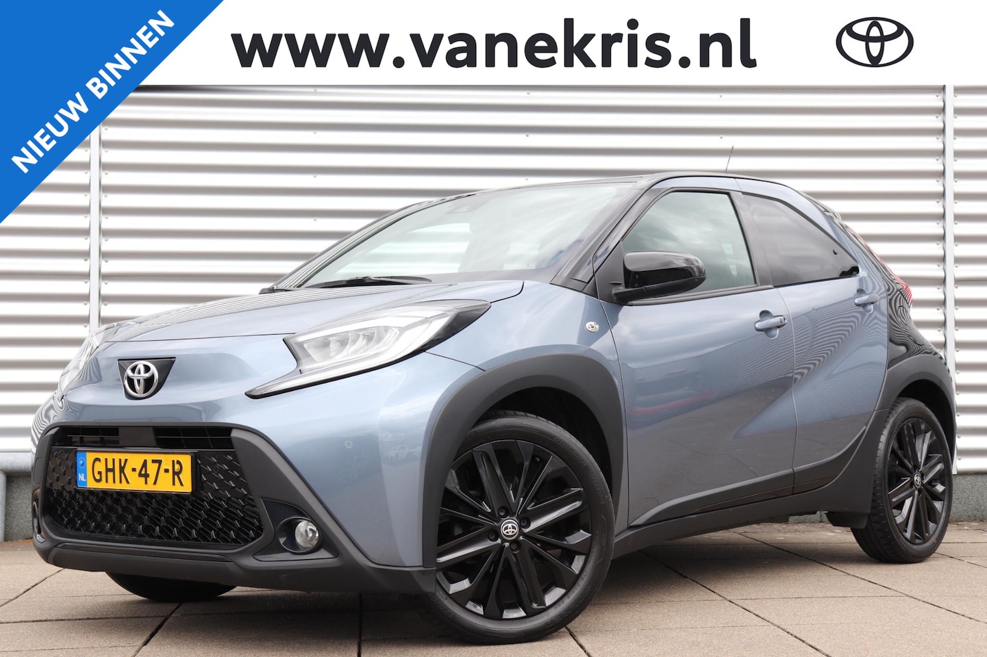 Toyota Aygo X - 1.0 VVT-i S-CVT Premium 1.0 VVT-i S-CVT Premium, Lm Velgen, Dealeronderhouden, Stoelverwarming, Parkeersensoren! - AutoWereld.nl