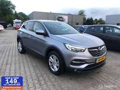 Opel Grandland X - 1.2 130 PK TURBO LED NAVI TRH ECC