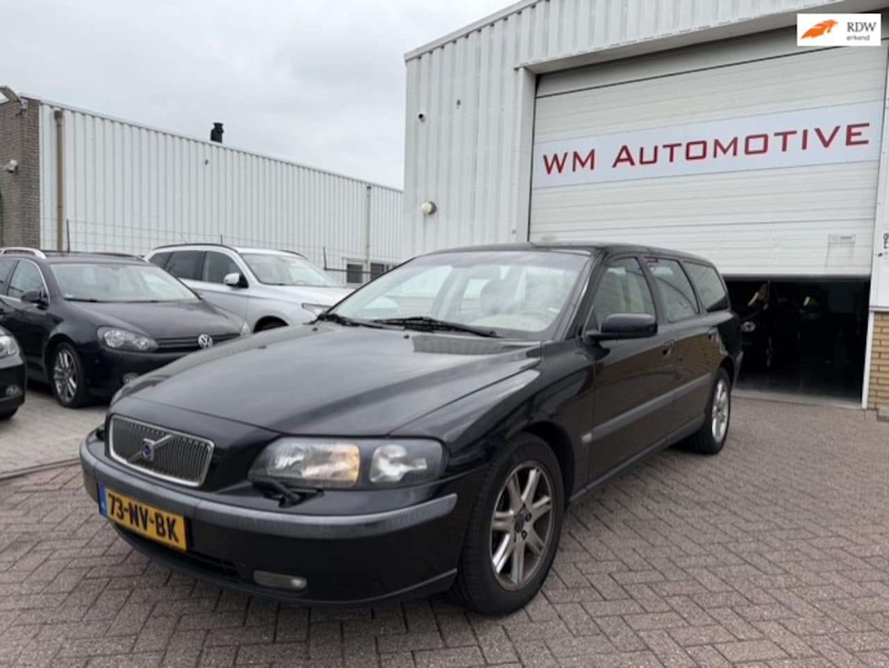 Volvo V70 - 2.4 AUTOMAAT APK T/M 25-4-2027 - AutoWereld.nl