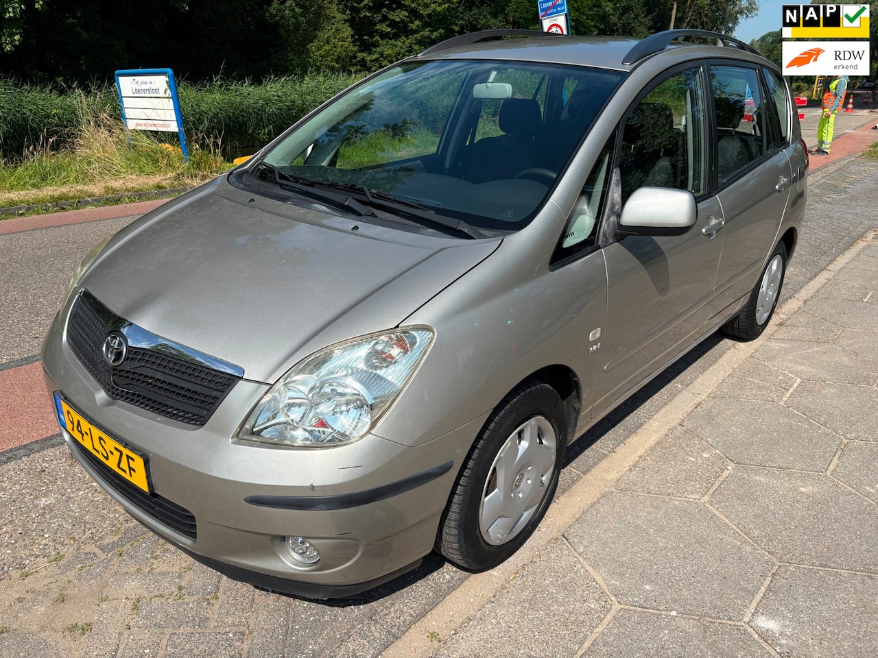Toyota Corolla Verso - 1.8 VVT-i Linea Sol 1.8 VVT-i Linea Sol (uit 1 familie)!! - AutoWereld.nl