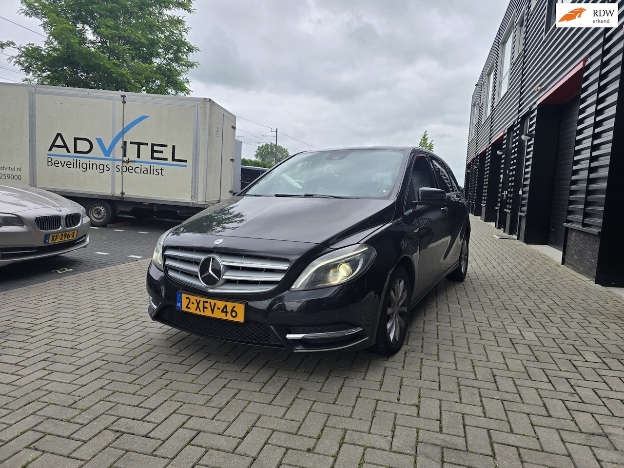 Mercedes-Benz B-klasse - 180 CDI Edition | XENON | LED | FLIPPERS | PDC | ELEC. PAKKET - AutoWereld.nl