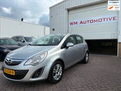 Opel Corsa - 1.2-16V Design Edition AIRCO NAVI