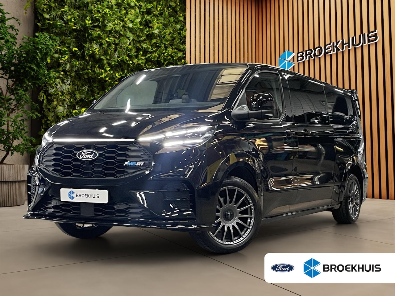 Ford Transit Custom - E-Transit MSRT Dubbel Cabine 71kWh | 286PK | 360 cam. | Inkl. Trekhaak | Sportaccesoires | - AutoWereld.nl