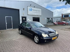 Mercedes-Benz C-klasse - 180 K. Elegance| SEDAN| AIRCO
