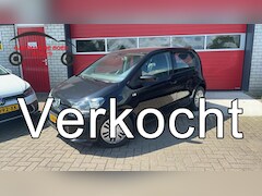 Volkswagen Up! - 1.0 move up BlueMotion AIRCO / NAVI / BLUETOOTH / ELEK RAMEN / NL-AUTO