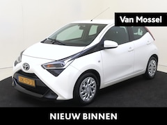 Toyota Aygo - 1.0 VVT-i x-play AUTOMAAT | Airco | Carplay | Camera |
