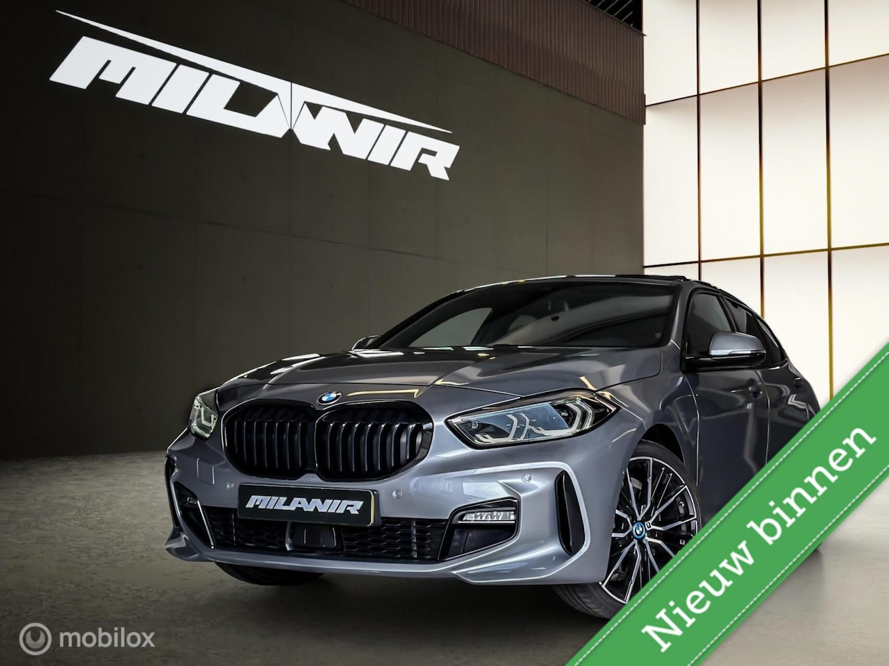 BMW 1-serie - 118i M Sport |Pano |Kuipstoelen |H&K |HUD |ACC - AutoWereld.nl