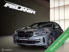 BMW 1-serie - 118i M Sport |Pano |Kuipstoelen |H&K |HUD |ACC