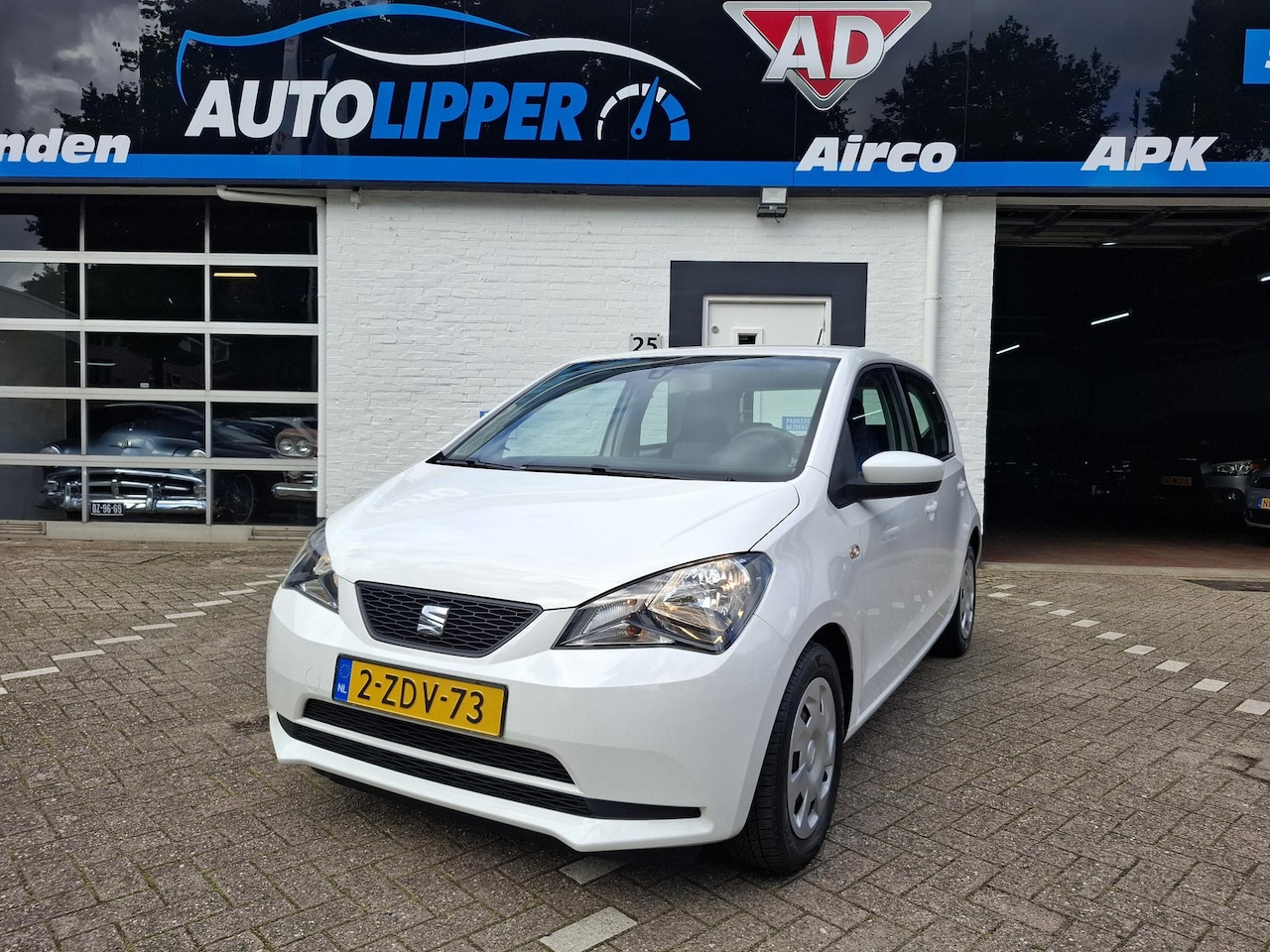 SEAT Mii - 1.0 Style Dynamic /Nieuwe apk bij aflevering/Airco/5drs/Cruise control - AutoWereld.nl