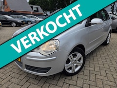 Volkswagen Polo - 1.6-16V Comfortline 5Drs 2009. Airco/Cruise/Lichtmetaal etc.. APK 06-2027