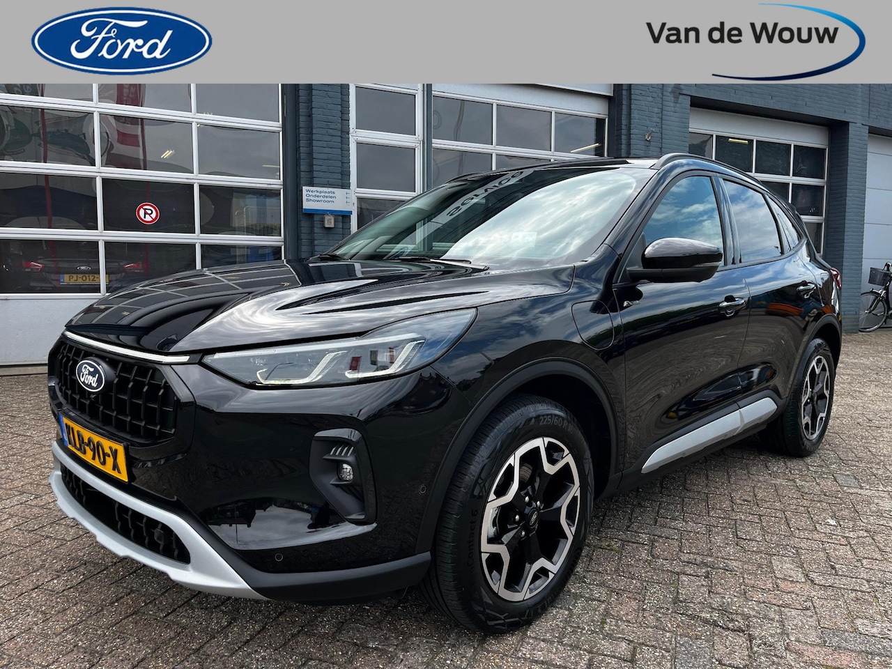 Ford Kuga - 2.5 PHEV Active I Pano I Winter I Trekhaak I - AutoWereld.nl