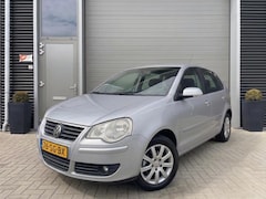 Volkswagen Polo - 1.4-16V Sportline/129.000 NAP/Airco/Cruise ctrl/