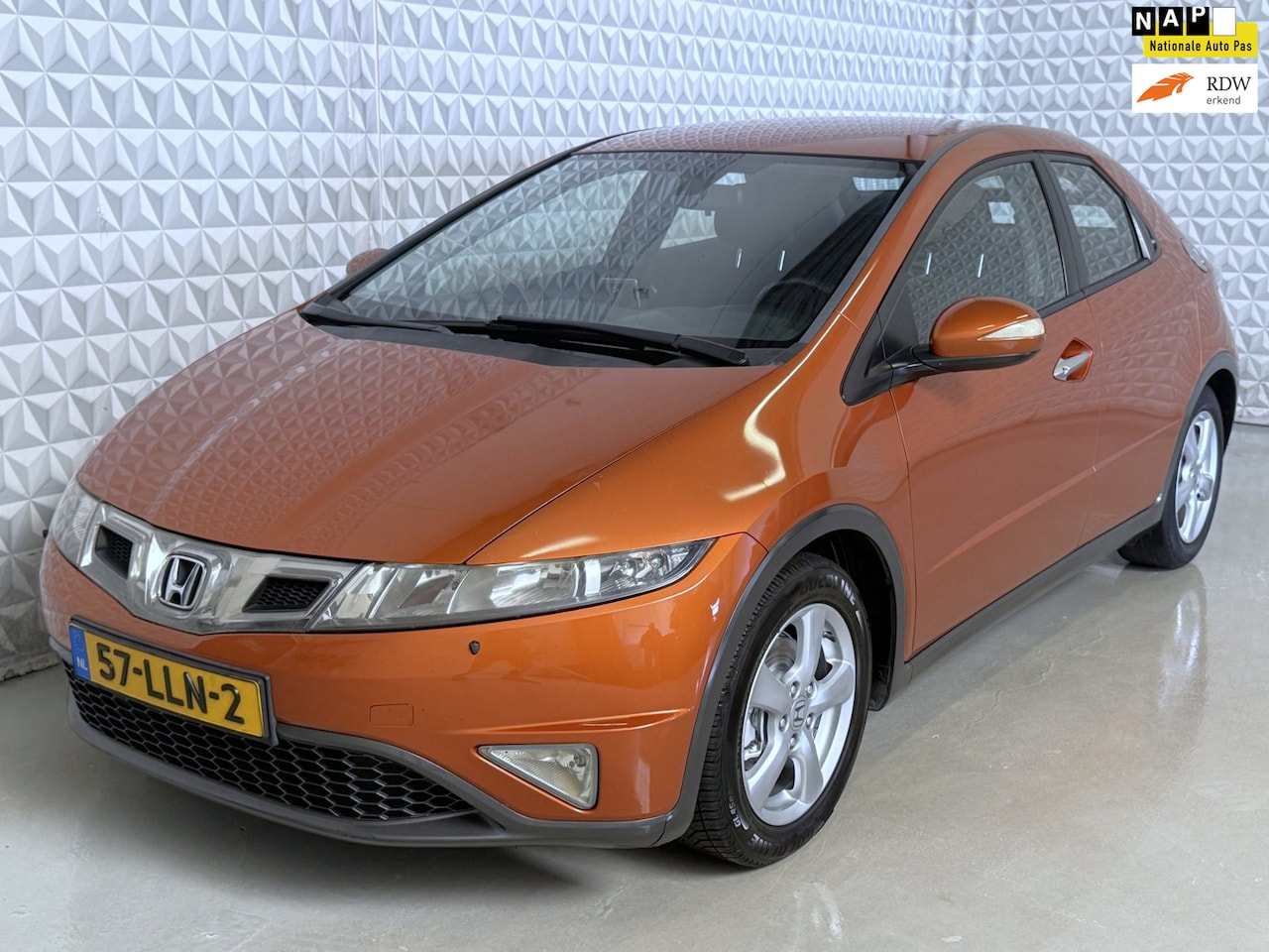 Honda Civic - 1.4 Comfort van de 2E EIGENAAR! 156.000km (2010) - AutoWereld.nl