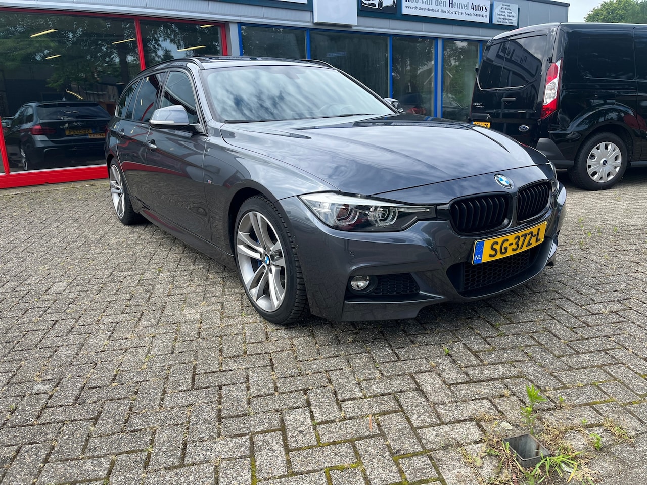 BMW 3-serie Touring - 320i Edition M Sport Shadow Executive alle opties - AutoWereld.nl