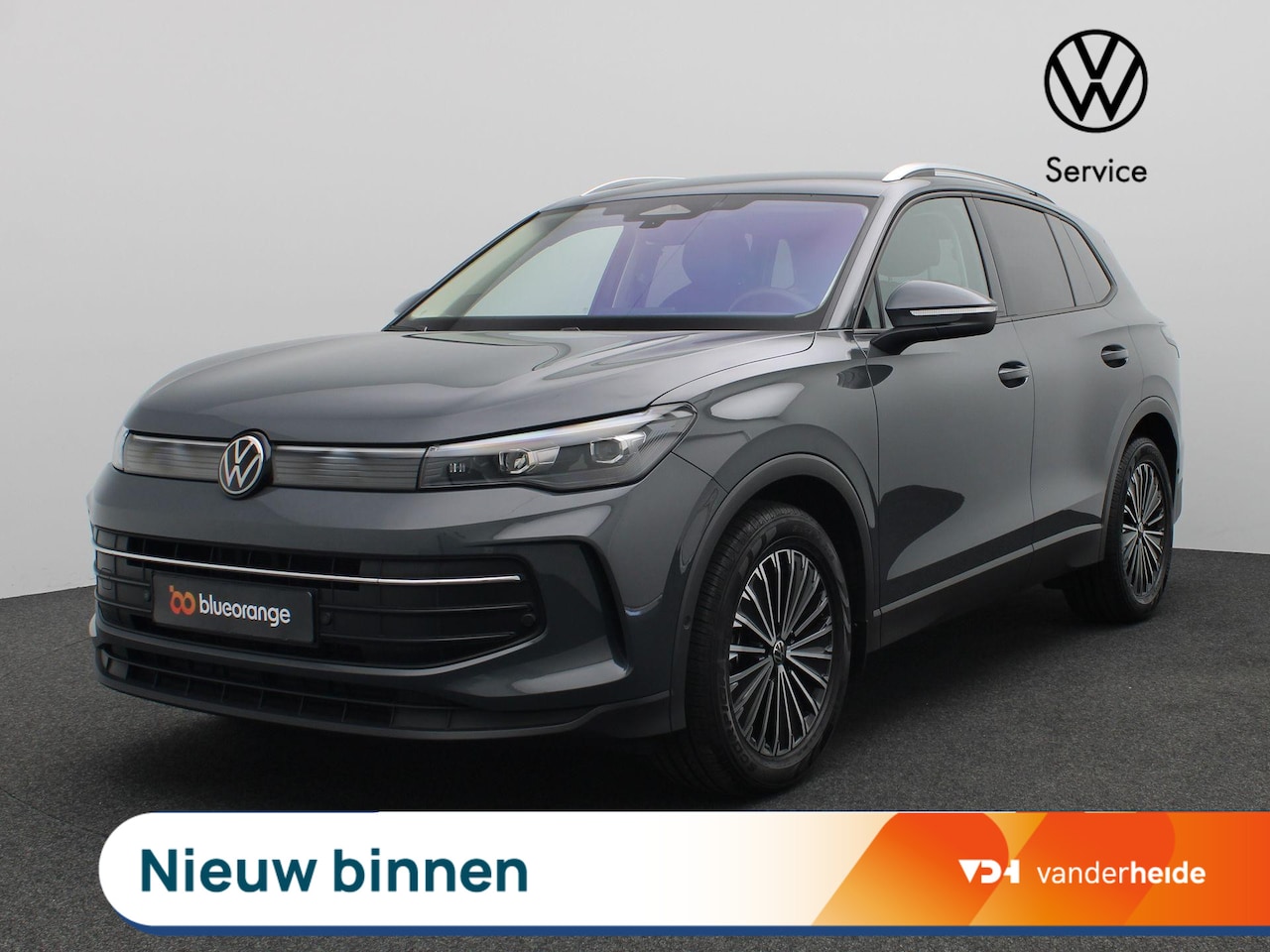 Volkswagen Tiguan - 1.5 eTSI Life Edition 150PK DSG Standkachel, trekhaak, Voorruitverwarming, Achteruitrijcam - AutoWereld.nl