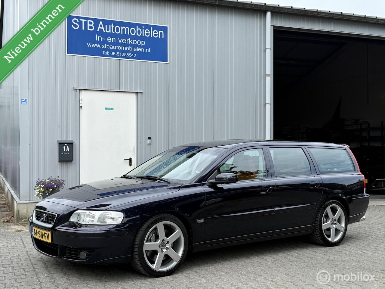 Volvo V70 - 2.5 R 2.5 R, Handgeschakeld, Origineel Nederlands - AutoWereld.nl