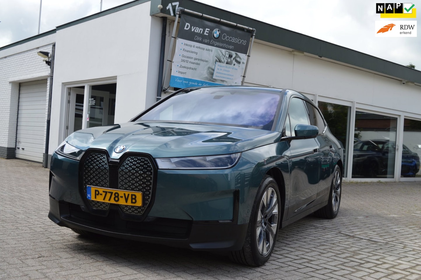 BMW iX - XDrive40 High Executive/1 Eig./Trekhaak/harman kardon/massage-koeling - AutoWereld.nl