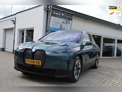 BMW iX - XDrive40 High Executive/1 Eig./Trekhaak/harman kardon/massage-koeling