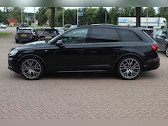 Audi Q7 - 60 TFSI e quattro Pro Line S Competition / Trekhaak / Panoramadak / 360Camera / Head-up /