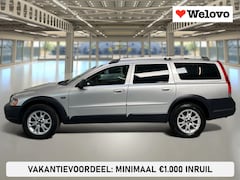 Volvo XC70 - 2.5 T Kinetic Incl. BTW, Trekhaak, electr. verst. stoel,